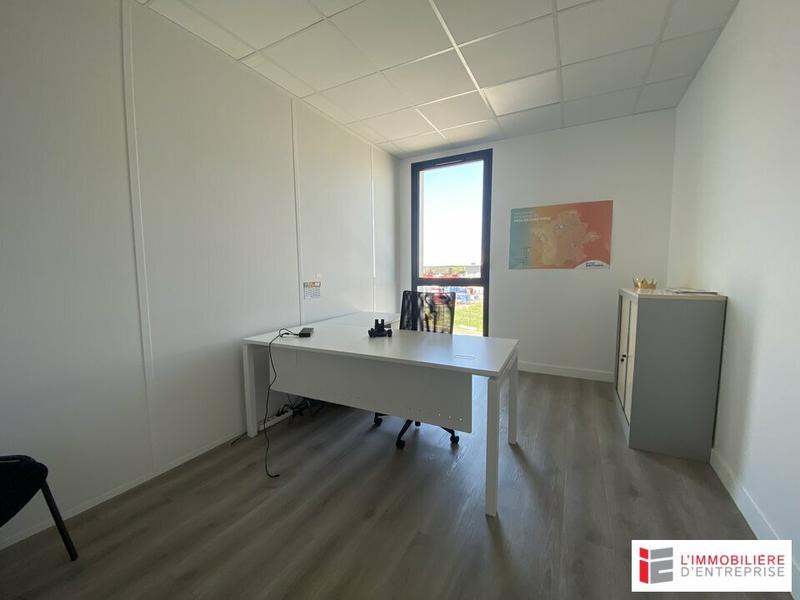 Bureau - 274 m²