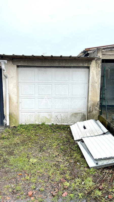 Loft - 100 m² - 4 pièces