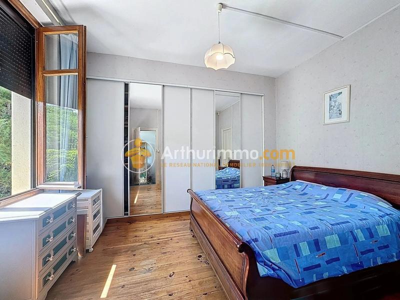 Maison - 187 m² - 7 pièces