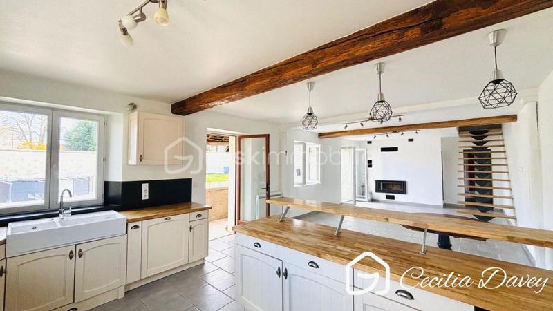 Corps de ferme - 110 m² - 7 pièces