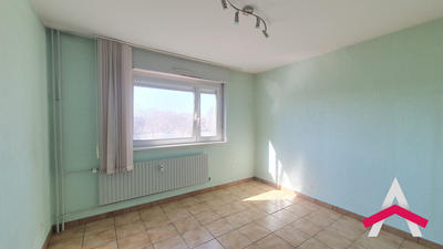 Appartement - 98 m² - 5 pièces