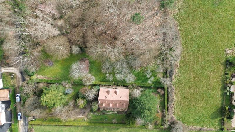 Maison - 208 m² - 6 pièces