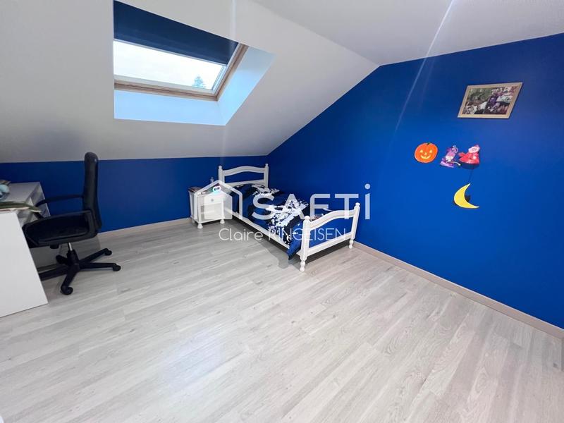 Maison - 184 m² - 8 pièces