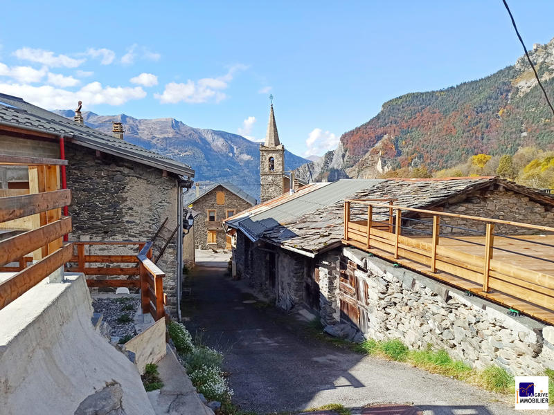 Maison ancienne - 90 m² - 1 pièce