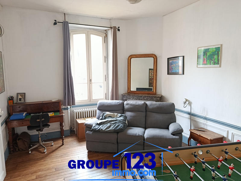 Maison - 172 m² - 8 pièces