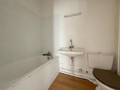 Studio - 24 m² - 1 pièce