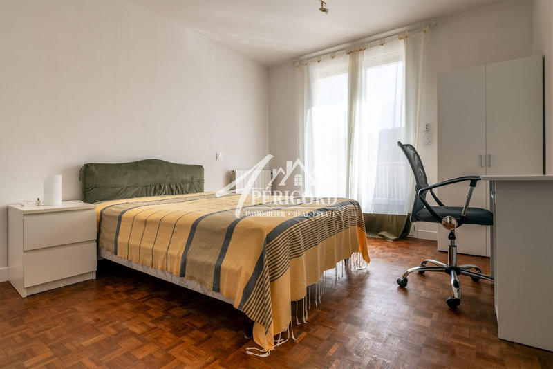 Maison contemporaine - 203 m² - 7 pièces