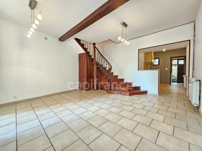 Maison de village - 80 m² - 4 pièces