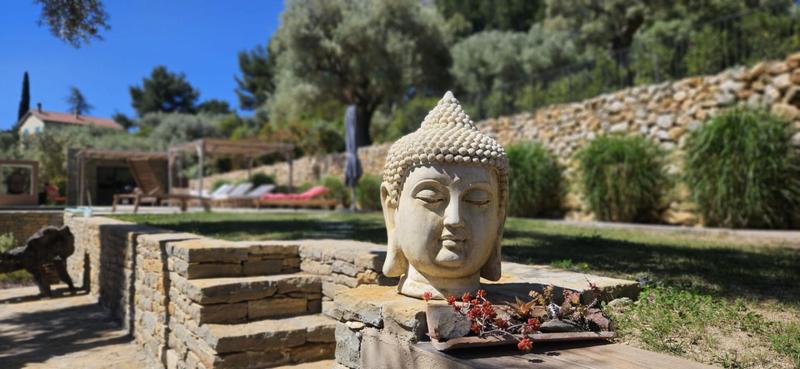 Maison - 230 m² - 8 pièces