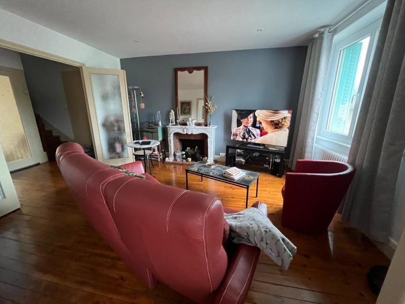 Maison - 193 m² - 10 pièces