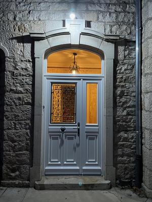 Maison - 300 m² - 6 pièces