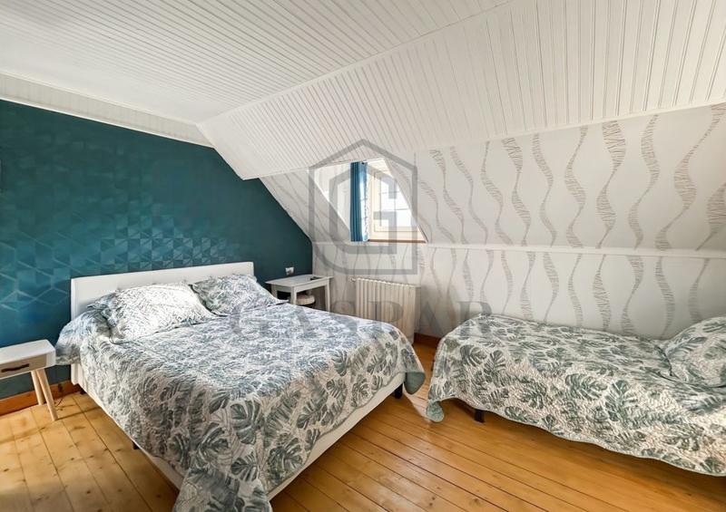 Maison - 453 m² - 17 pièces