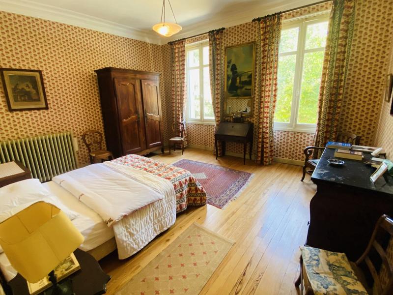 Maison de maîtres - 400 m² - 14 pièces