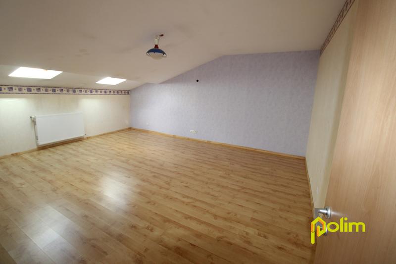 Appartement - 133 m² - 6 pièces