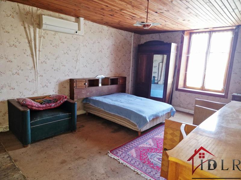 Maison de village - 85 m² - 2 pièces