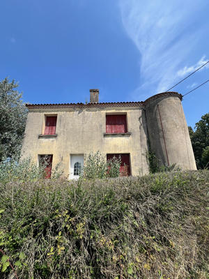 Maison - 90 m² - 6 pièces