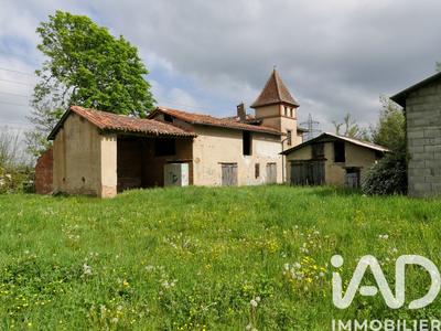 Maison - 230 m² - 6 pièces