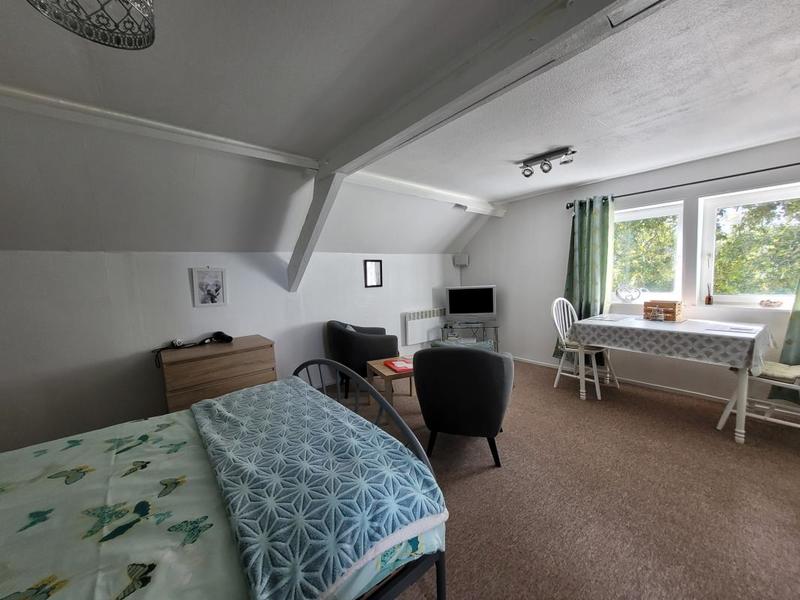 Propriété - 241 m² - 11 pièces