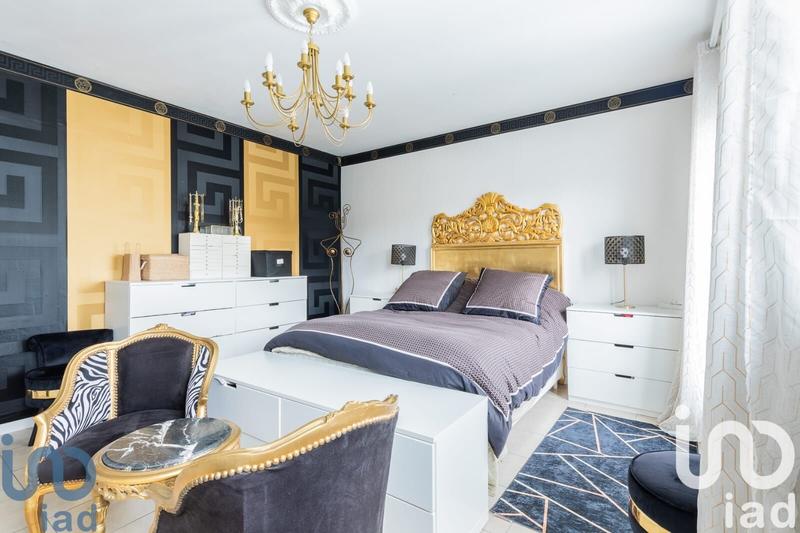 Maison - 170 m² - 5 pièces