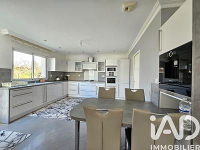 Maison - 130 m² - 5 pièces