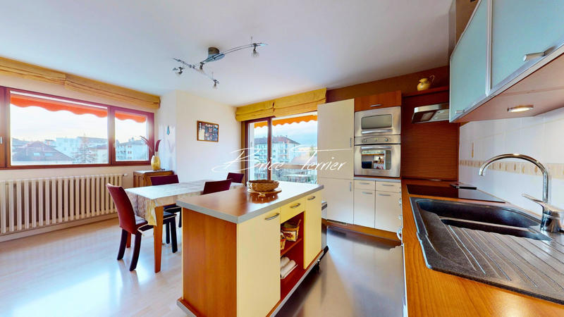 Appartement - 74 m² - 3 pièces