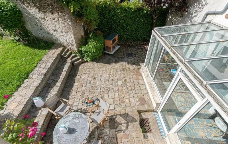 Maison - 167 m² - 8 pièces