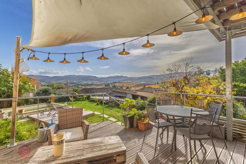 Maison de village - 206 m² - 10 pièces