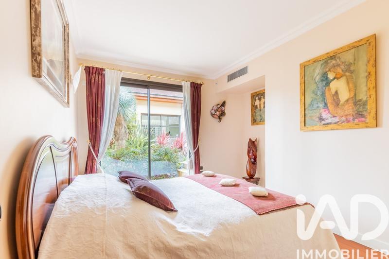 Maison de maîtres - 482 m² - 10 pièces