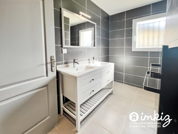 Maison - 120 m² - 6 pièces