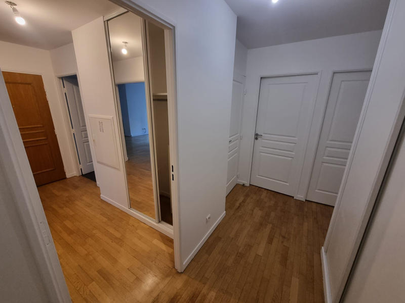 Appartement - 95 m² - 4 pièces