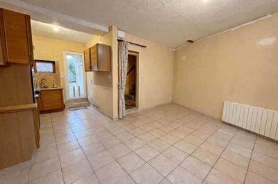 Maison - 64 m² - 4 pièces