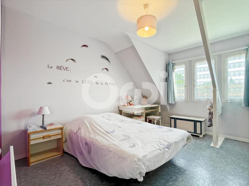 Propriété - 308 m² - 9 pièces