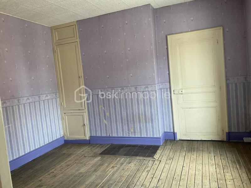 Maison - 272 m² - 10 pièces