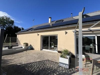 Maison - 145 m² - 5 pièces