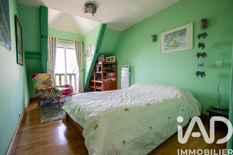 Maison - 220 m² - 9 pièces