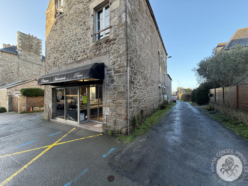 Fonds de commerce - Magasins - 65 m²