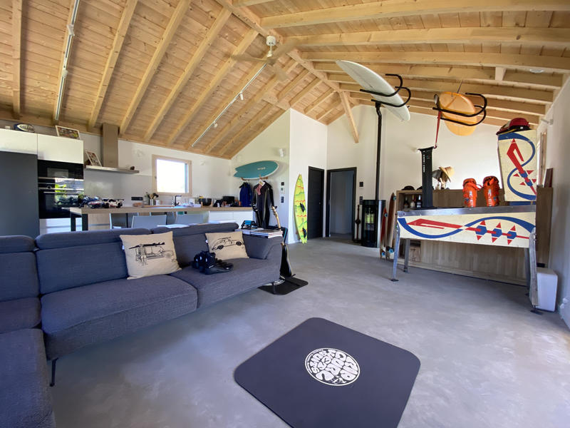 Maison - 95 m² - 4 pièces