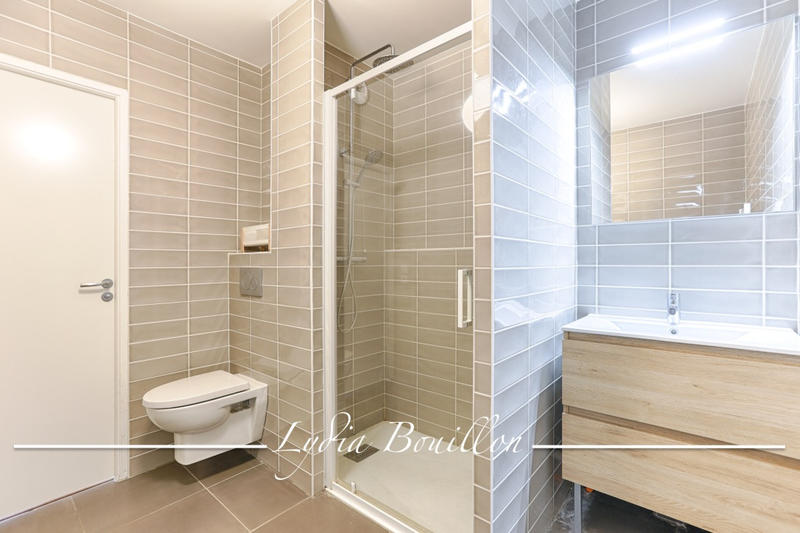 Appartement - 84 m² - 3 pièces