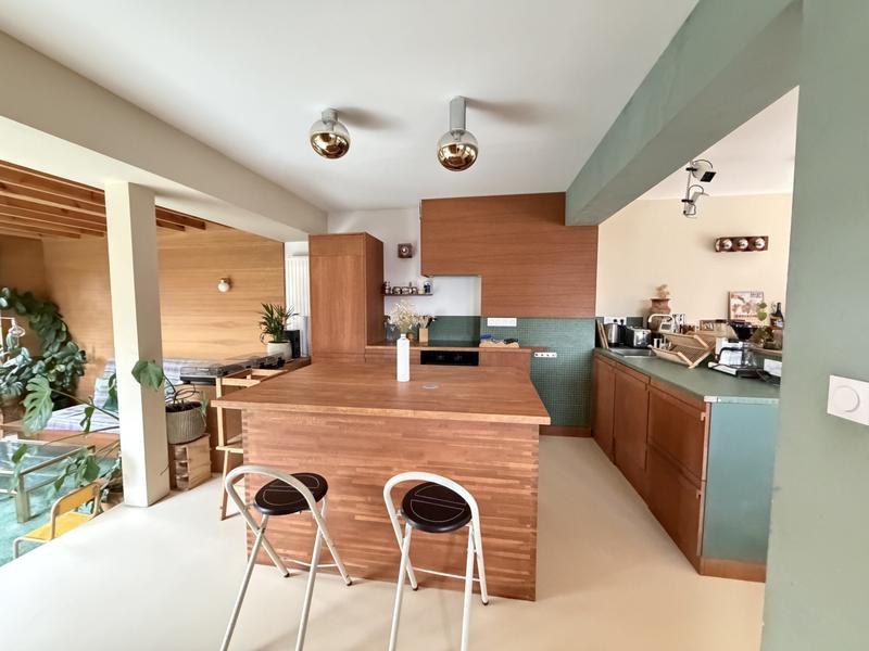 Maison - 94 m² - 4 pièces