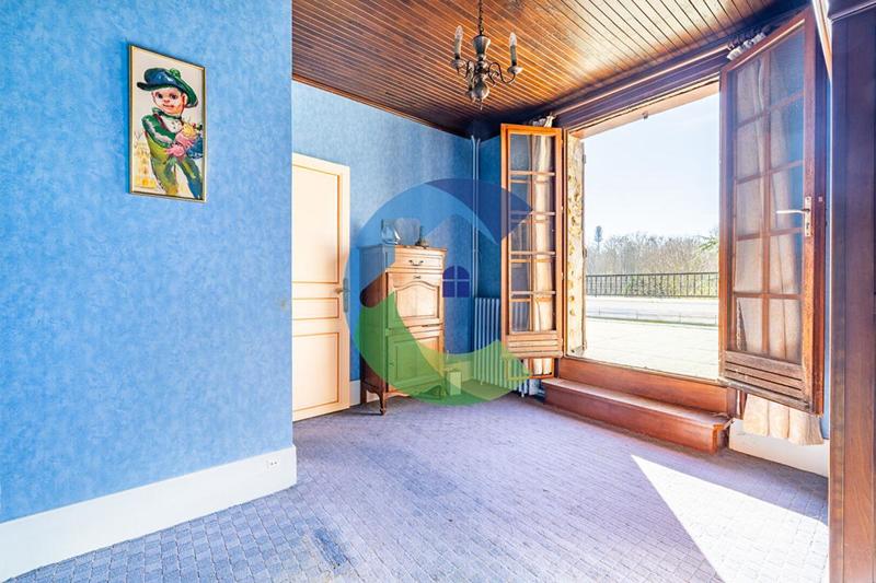 Maison - 195 m² - 7 pièces