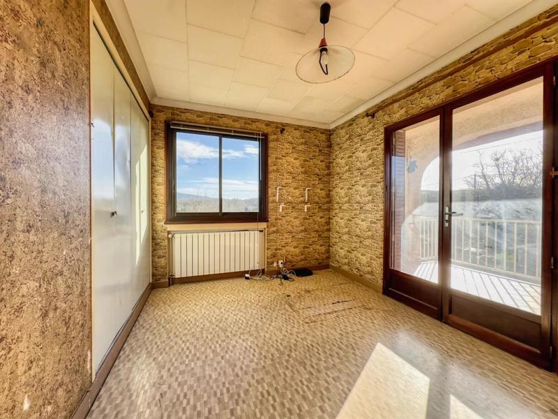 Maison - 203 m² - 7 pièces