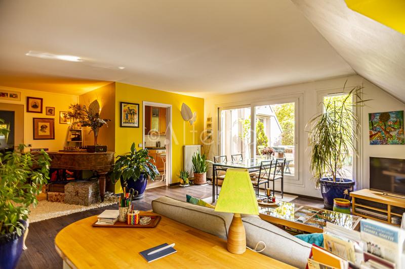 Appartement - 107 m² - 4 pièces