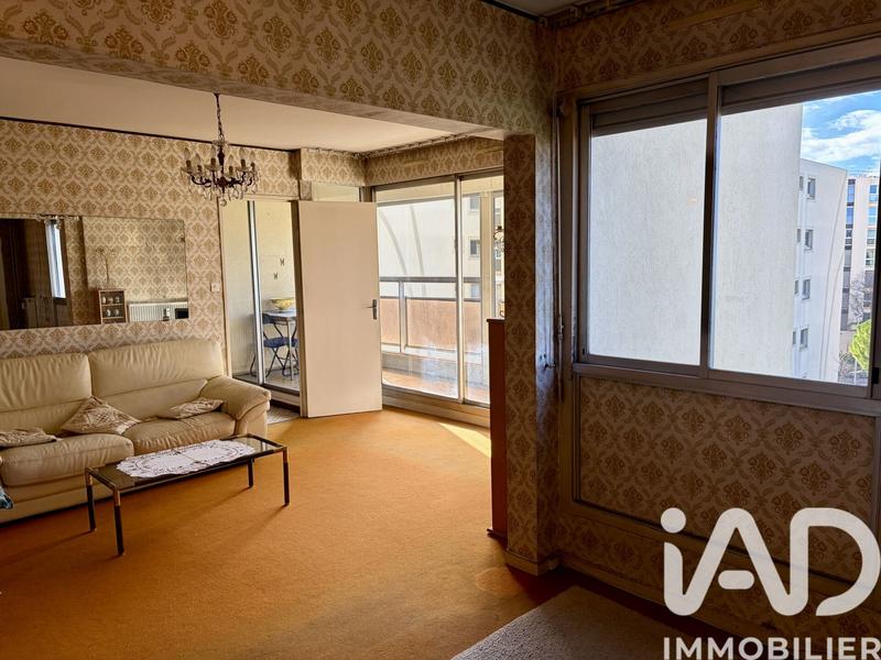 Appartement - 100 m² - 4 pièces