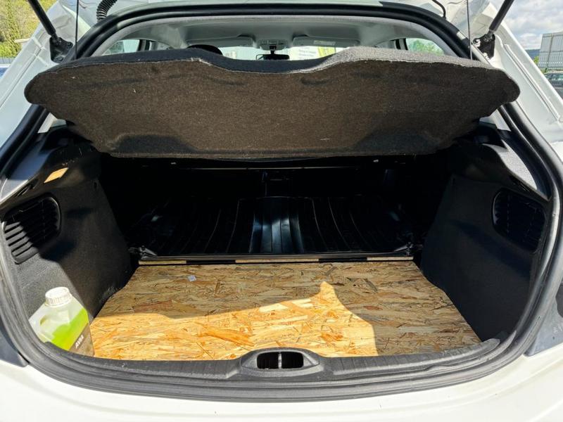 Peugeot 208 Business R' 1.6 Hdi 75 Active