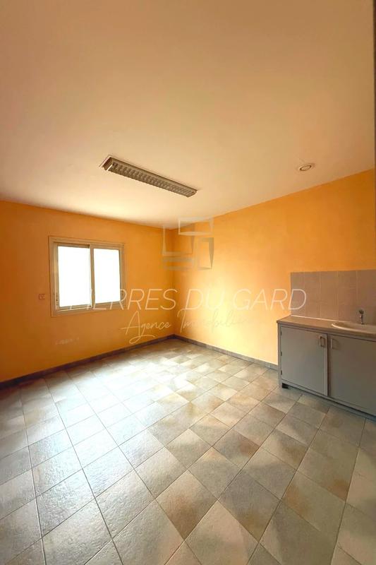 Local commercial - 285 m²