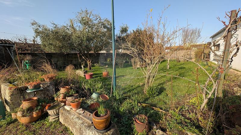 Maison - 280 m² - 10 pièces