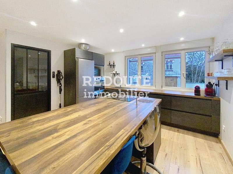 Maison - 163 m² - 6 pièces