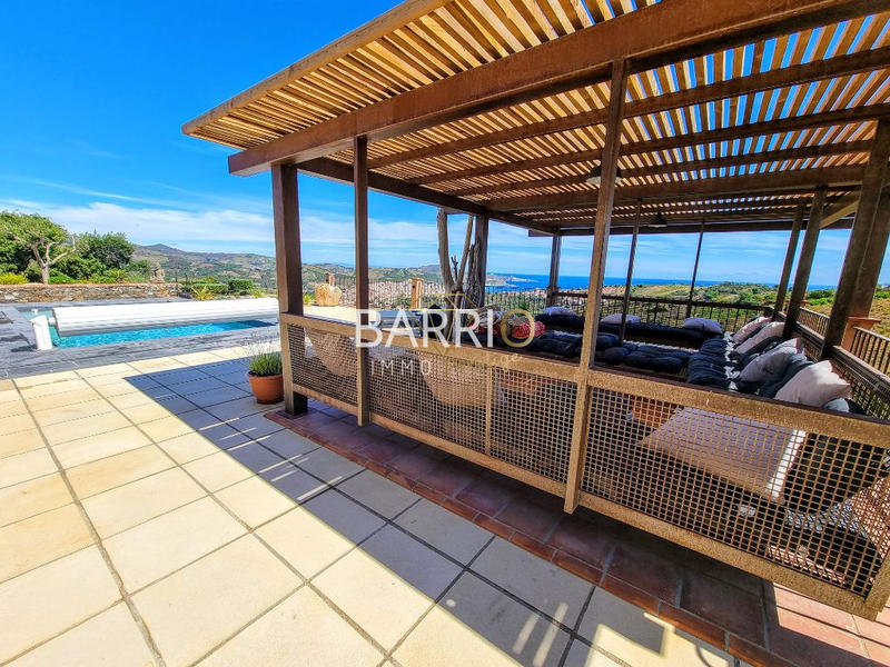 Villa - 200 m² - 8 pièces