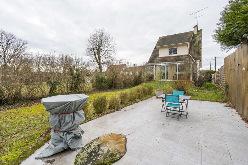 Maison - 95 m² - 5 pièces