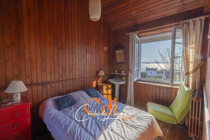 Maison - 240 m² - 8 pièces